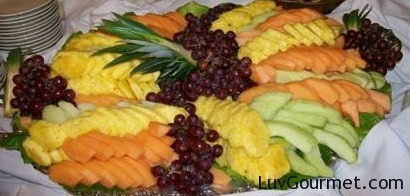 fresh fruit platter presentation